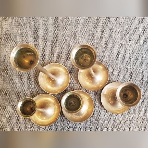 Vintage Set of 5 Gold Toned Candle Holders Made in India - Picture 7 of 12